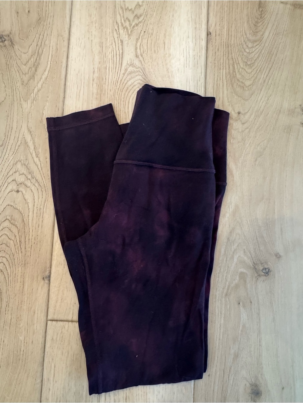 lululemon athletica Dark Purple High-Rise Leggings size 6 in great condition